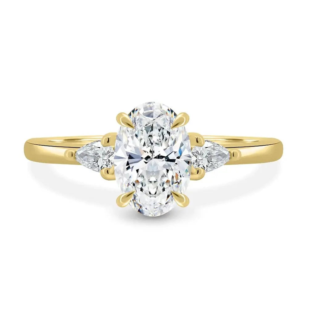 1.30 Carat Oval Lab Grown Diamond Ring IGI 18K Yellow Gold - Future Jewelry