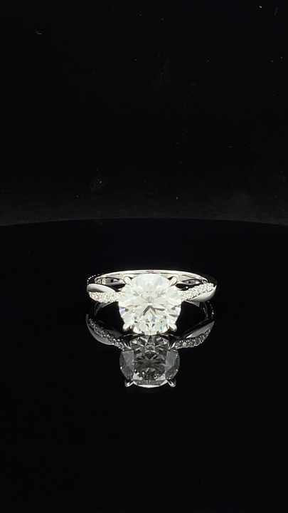 The Classic Brilliance Ring Solid White Gold Round Lab Grown Diamond Engagement Ring