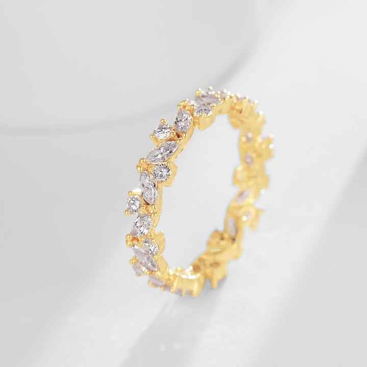 Marquise Cut Lab Grown Diamond Wedding Ring in 18K Gold - Future Jewelry
