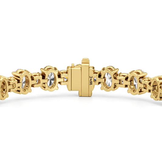 Oval and Cushion Cut Lab Grown Diamond Tennis Bracelet in 18K Gold, close-up - Future Jewelry
