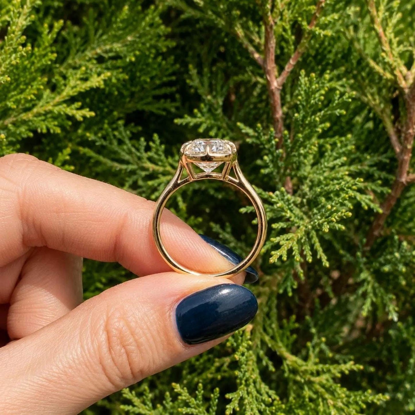 Future Jewelry™ 3 Carat Oval Lab Grown Diamond Ring in 14K Gold | F VS1 IGI Certified | Limited Edition 1 of 700