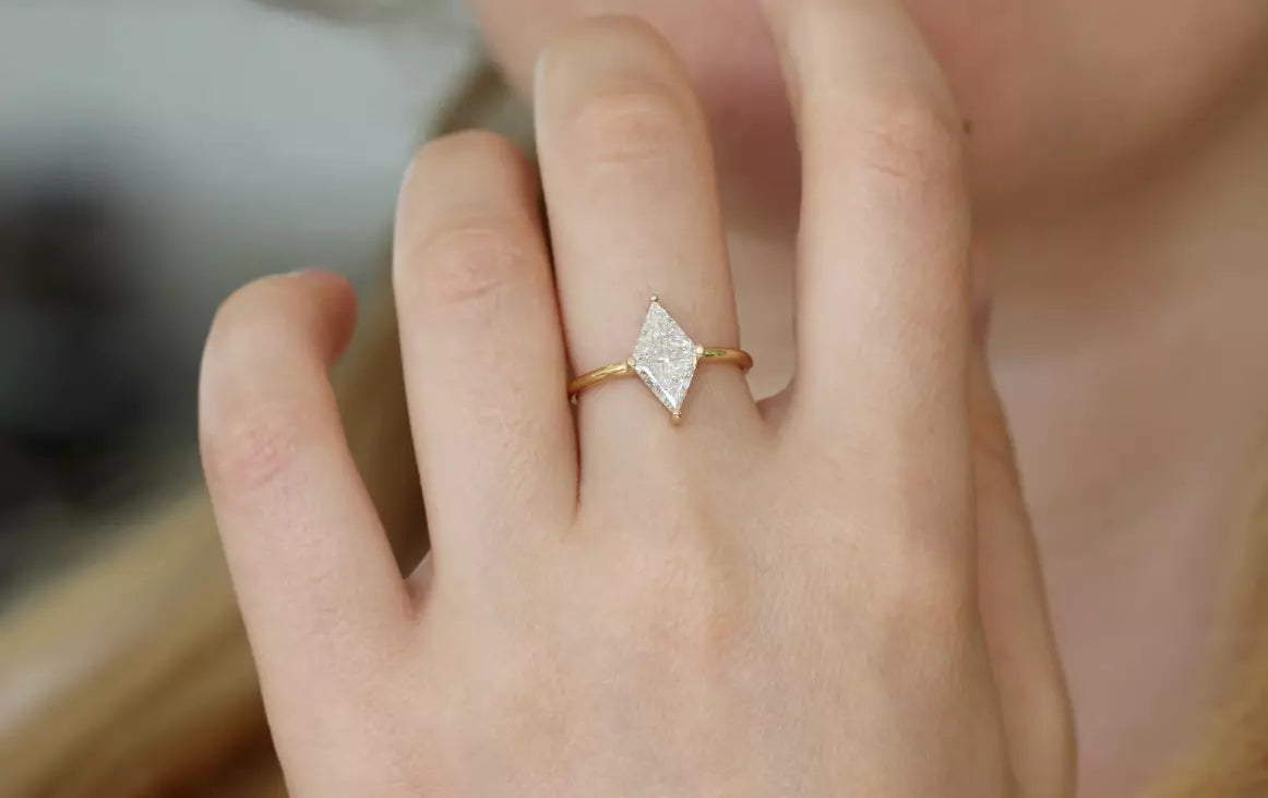 1.00 carat triangle cut IGI Certified Lab Grown Diamond Women Ring Engagement Ring