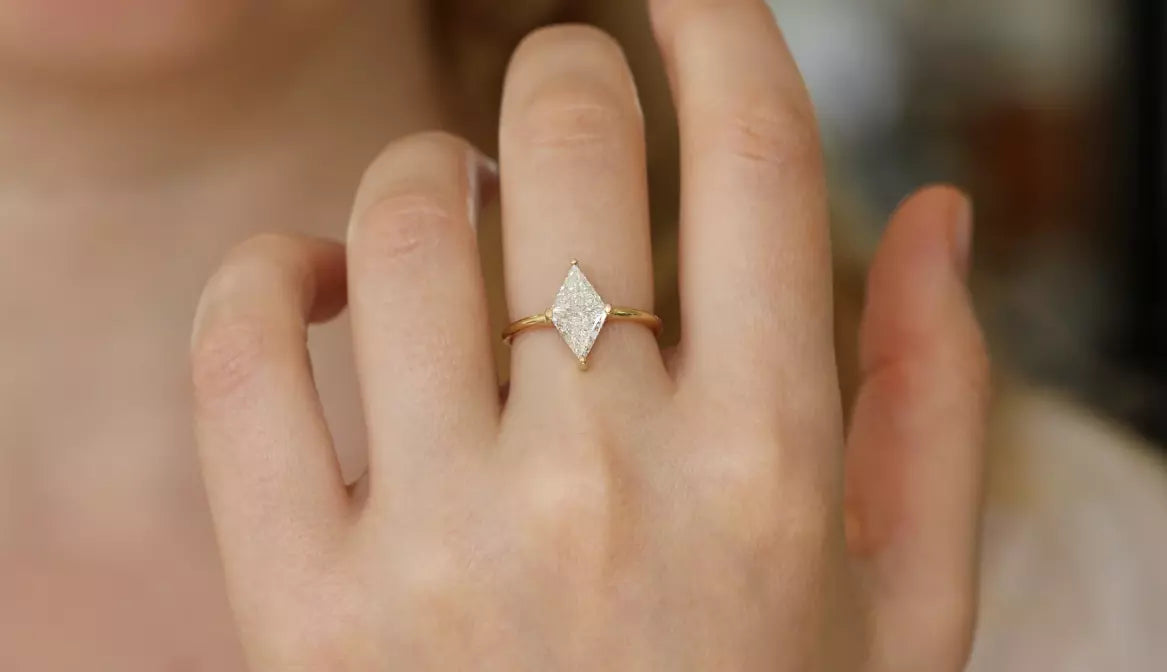 1.00 carat triangle cut IGI Certified Lab Grown Diamond Women Ring Engagement Ring