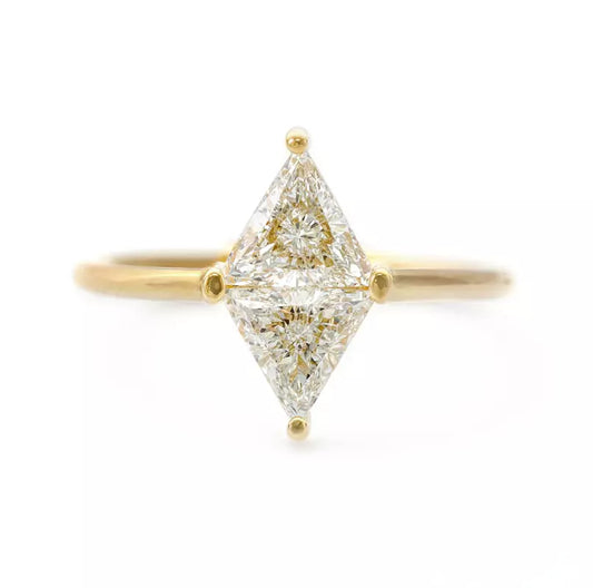 1.00 carat triangle cut IGI Certified Lab Grown Diamond Women Ring Engagement Ring