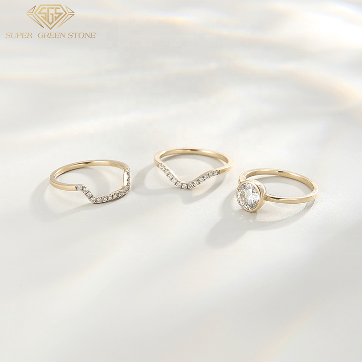 The Timeless Custom Classic Ring in 14K with Lab Grown Diamonds - Future Jewelry